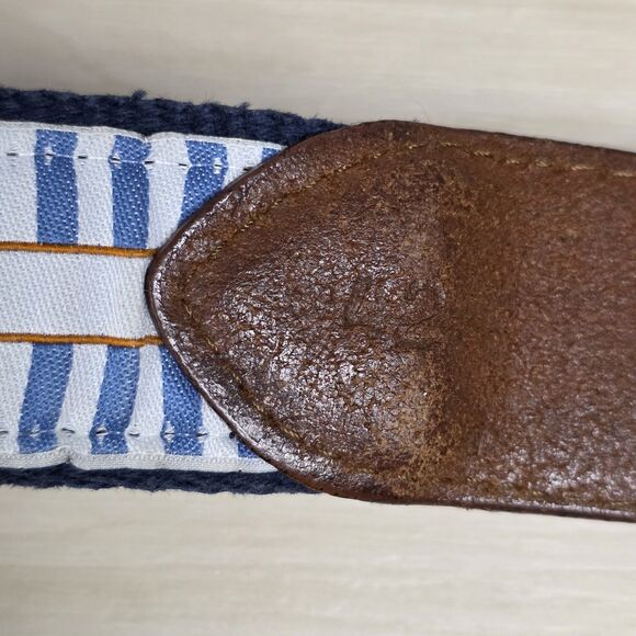 Peter Millar Golf Club Crown Logo Men's Needlepoint Belt Blue Red Size 42 - Picture 13 of 13